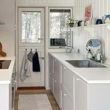 Casa vacanze Stunning In With Kitchen